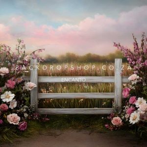 Encanto 392 - Fence and flowers